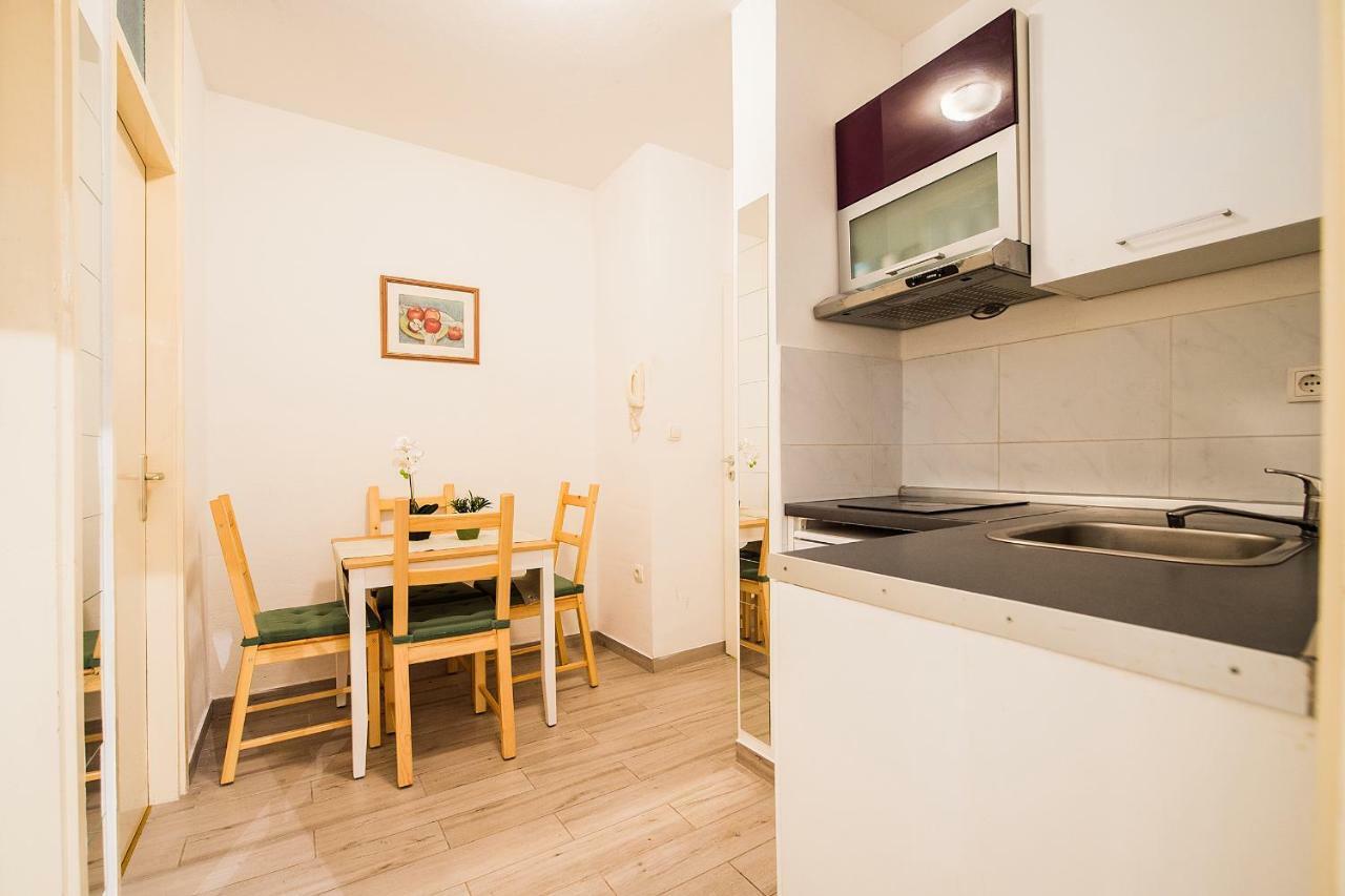 Apartments Lara & Ante Сплит Екстериор снимка