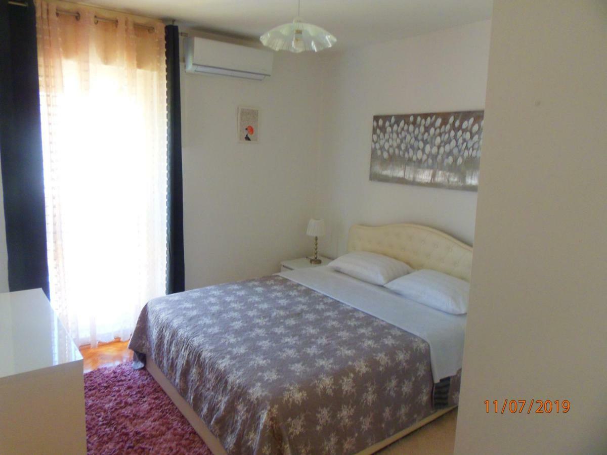 Apartments Lara & Ante Сплит Екстериор снимка
